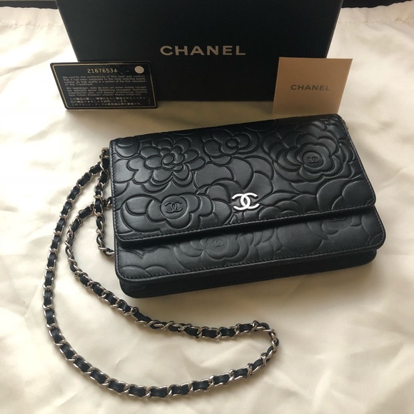 CHANEL Handbags - Chanel Camelia WOC